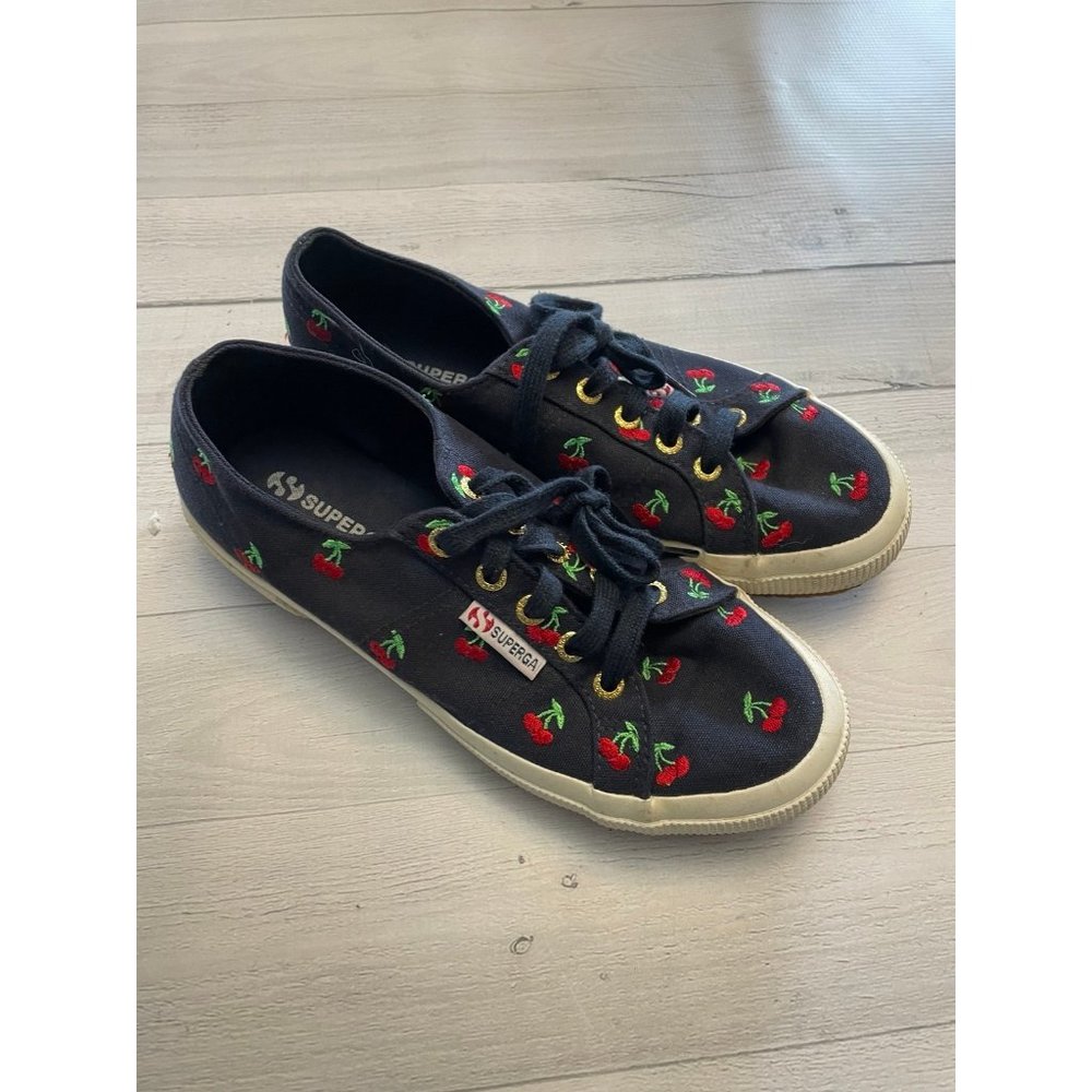 Superga womens cherry sneakers 7.5‎